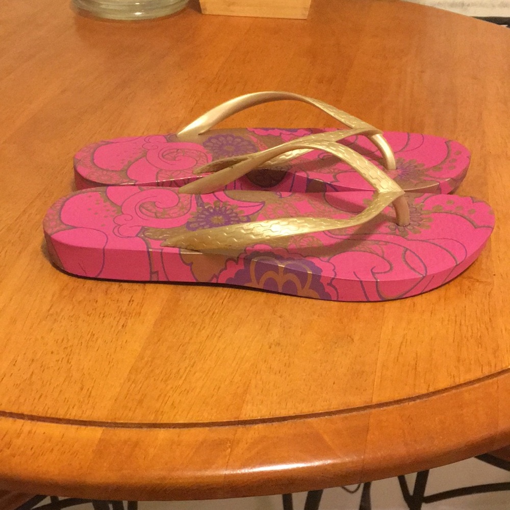 Cute Colorful Flip Flops…
